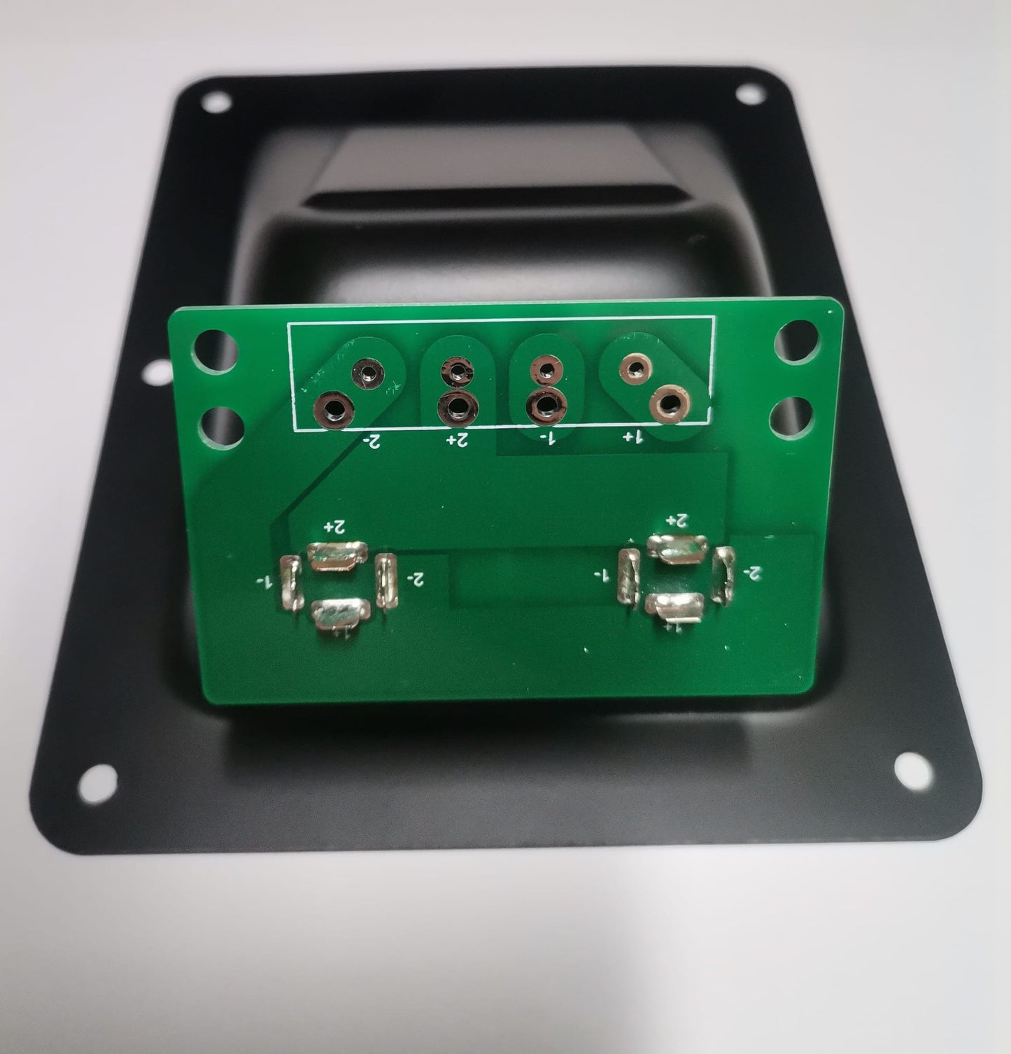 Einbauschale mit Neutrik 4 Pol und pcb Platine